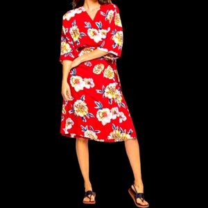 ROXY wrap dress NWT Floral Medium